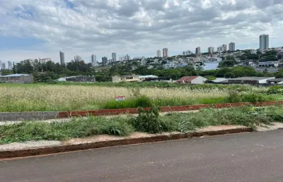 Terreno à venda na Rua Jair do Couto Costa, 322, Recanto dos Magnatas, Maringá