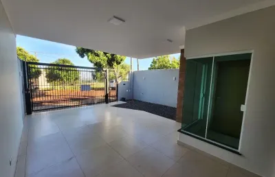 Casa com 3 quartos à venda na Avenida Marialva, 120, Jardim Imperial, Marialva