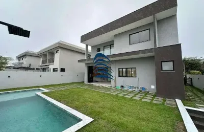 Casa recém construída no alphaville litoral norte 1 4 suítes sendo 3 no pavimento superior e 1 no térreo. suítes do pavimento superior com closet
