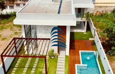 Casa de luxo em guarajuba com 8 suítes e 320m², próxima à praia