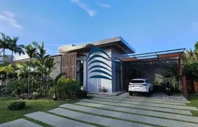 Casa moderna térrea à venda no condomínio vida marina, busca vida, camaçari | 3 suítes no térreo | piscina com cascata e área gourmet | terreno 100% p