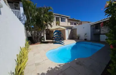 Magnífica casa em condomínio - praia do flamengo   ? terreno: 440m2 ? área construída: 260m² ? nascente