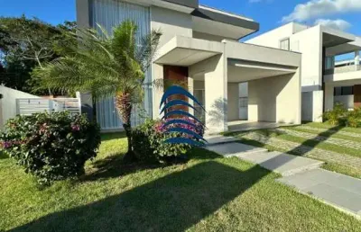 Casa à venda ? alphaville litoral norte 3  belíssima casa com design moderno, ambientes amplos e excelente integração com a área verde.