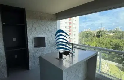 Patamares - ludco - greenville  localizado em andar intermediário com vista para área verde, o imóvel oferece 134m²,  nunca habitado,