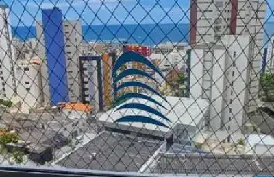 Apartamento porteira fechada na pituba com 3 quartos sendo 1 suíte e dependência, andar alto, nascente, vista mar, ventilado,  110m2, 03 banheiros