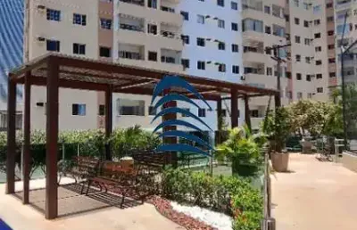 Excelente apartamento 2/4 com suíte e varanda no condomínio supremo family club na melhor localização da estrada do coco !!!