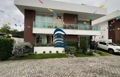 Buraquinho | 4 suítes | 180m² de área construída + 57m² de área gourmet | 2 vagas | energia solar | closet | condomínio fechado | projeto de iluminação | alto padrão