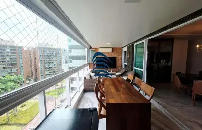 Apartamento 4/4, sendo três suite, condominio forest ville