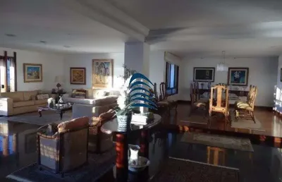 Magnífica cobertura dúplex no rio vermelho!  são 05 suítes, sendo 03 com closet!