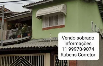 Sobrado para venda possui 105 metros quadrados com 3 quartos