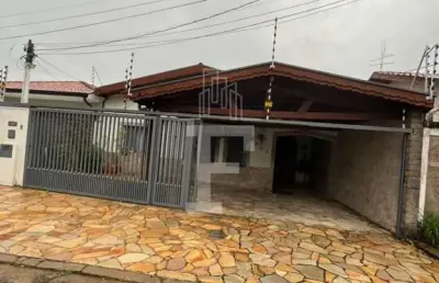 Casa com 3 quartos à venda no parque da figueira, campinas , 217 m2 por r$ 850.000