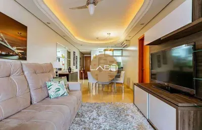 Apartamento  3 domitórios sendo 1 suíte a 50 metros do mar.