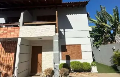 Casa 2 dormitórios com piscina para locação no bairro aberta dos morros