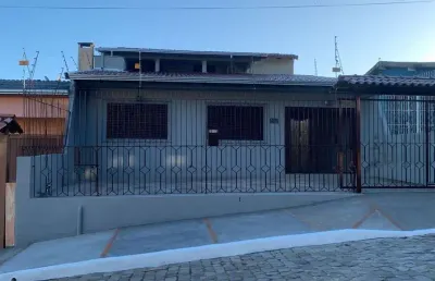 Casa ampla com 4 dormitórios para locação no bairro vila nova, zona sul de porto