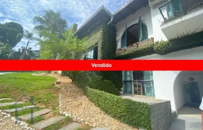 Casa com 3 quartos à venda no Bom Retiro, Joinville 