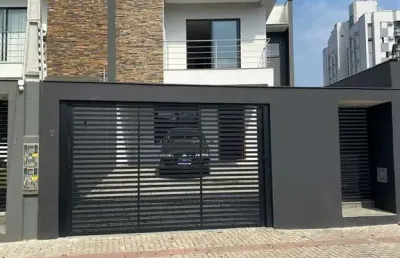 Casa com 3 quartos à venda no Saguaçu, Joinville 