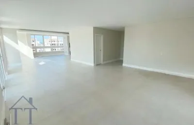 Cobertura com 4 quartos à venda no Santo Antônio, Joinville 