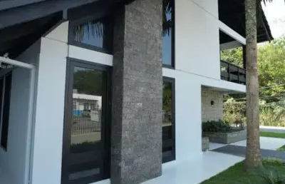 Casa com 4 quartos à venda no Floresta, Joinville 