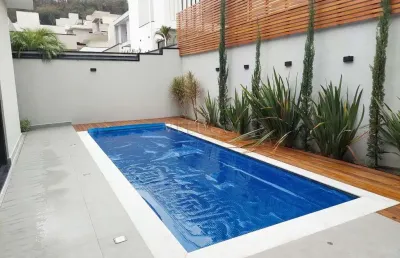 Casa térrea à venda no condomínio residencial mont alcino em valinhos.