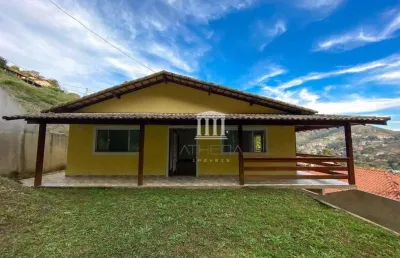 Casa com 3 dormitórios à venda, 180 m² por r$ 750.000,00 - albuquerque - teresópolis/rj