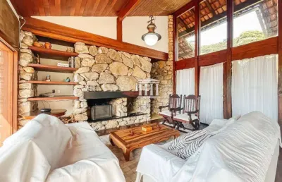 Casa com 4 dormitórios à venda por r$ 2.100.000,00 - comary - teresópolis/rj