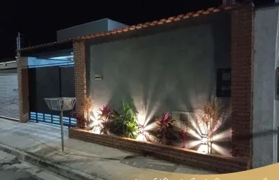 Bela casa no residencial santa clara para venda em pindamonhangaba. são 2 dormitórios, sendo uma suíte, 1 sala, cozinha planejada, jardim de inverno.