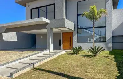 Casa de alto padrão à venda em condomínio shambala lll em atibaia