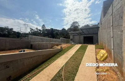Casa com 3 quartos à venda na Rua Salvador Carbonelli, Terra Preta, Mairiporã