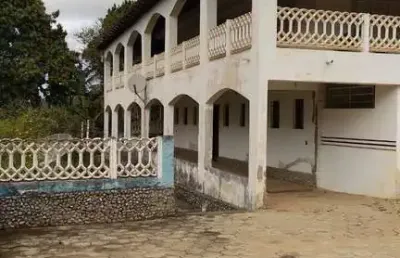 Chácara á venda com área de 3.000 m² em terra preta