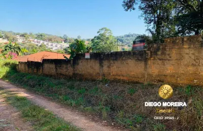 Terreno à venda com linda vista para natureza de 1.000m²
