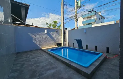 Casa nova triplex em villagio, com churrasqueira e piscina