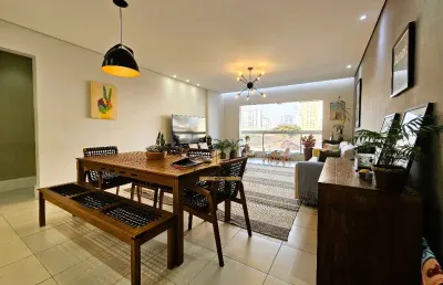 Lindo apartamento, localizado a uma quadra da orla da praia!