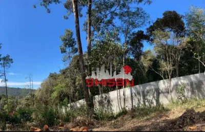 Excelente terreno no condominio de alto padrão na serra da cantareira