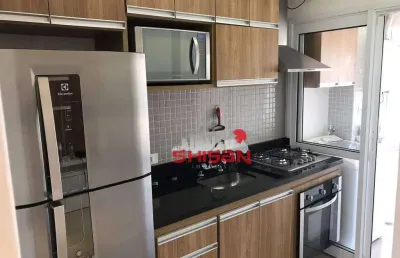 Apartamento de 50m² mobiliado com 1 vaga de garagem.