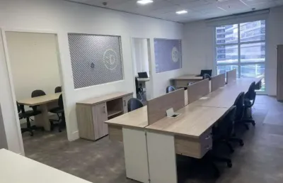 Sala comercial com vaga na vila cordeiro,com duas vagas
