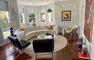 Casa de vila com 6 suítes e área total de 800m² em são paulo
