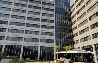 Sala comercial para locação na chácara santo antônio.