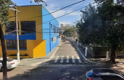 Sobrado de 240 m², 5 quartos, 4 suítes, no bosque da saúde
