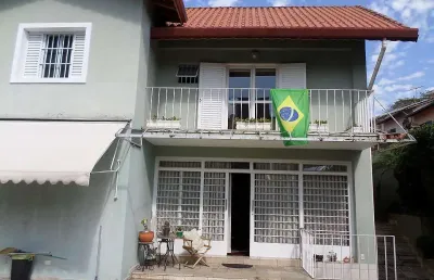 Casa para venda ou locação com 5 dormitórios, 3 suítes e 3 vagas no campo belo