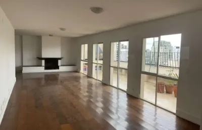 Cobertura com 4 quartos para alugar na Vila Nova Conceição, São Paulo 