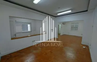 Casa comercial com 6 salas para alugar em Cerqueira César, São Paulo 