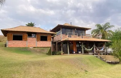 Casa à venda 3 quartos, 1 suite, 1 vaga, com área gourmet, 927.48m², panorama 2, bragança paulista