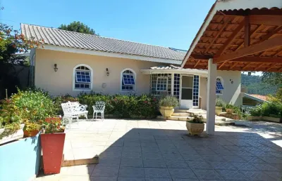 Chácara à venda 4 quartos, 2 suites, área útil de 1.295m², capuava | piracaia - sp | excelente loca