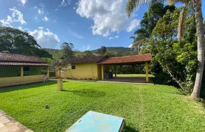 Sitio a venda no bairro do pião em piracaia - sp - terreno com 2.600 m2 e duas casas.