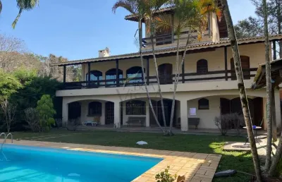 Chácara à venda, com vista privilegiada, no condomínio novo horizonte, com  5 quartos, 3 suites, 10