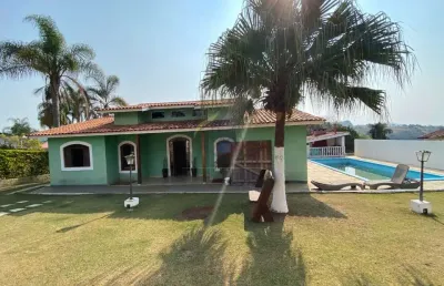 Chácara à venda, com  3 quartos, 1 suite, 1 vaga, área total: 1000 m², no condomínio novo horizonte