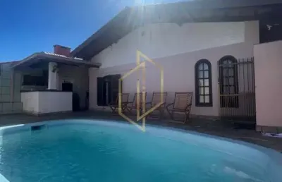 Casa à venda no bairro floresta - joinville/sc, zona oeste