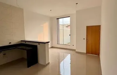 Casa com 3 quartos à venda na Rua Serra do Mirador, 188, Bandeirantes, Londrina