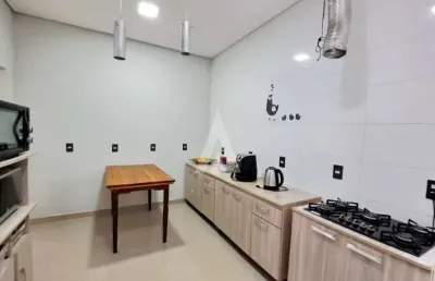 Casa com 3 quartos à venda na eugenio kruger, --, glória, joinville, 245 m2 por r$ 879.000