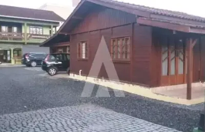 Casa com 6 quartos à venda na rua são miguel, --, boa vista, joinville, 262 m2 por r$ 848.000